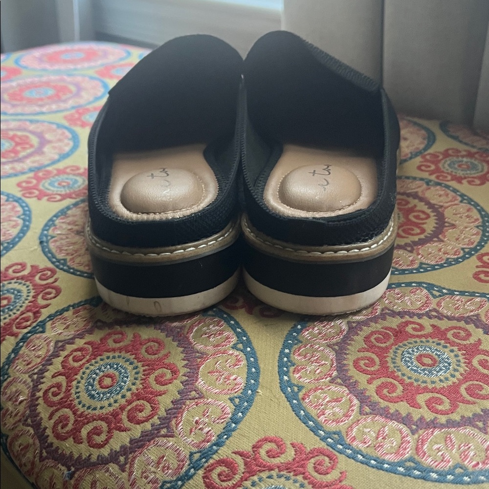 Mules canvas  slides ME TOO sz 9.5 cushion heels low wedge - Picture 4 of 9
